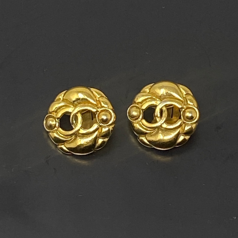 Chanel Vintage Round Gold CC Mark Hollow Type Earrings 80s - Picture 9 of 16
